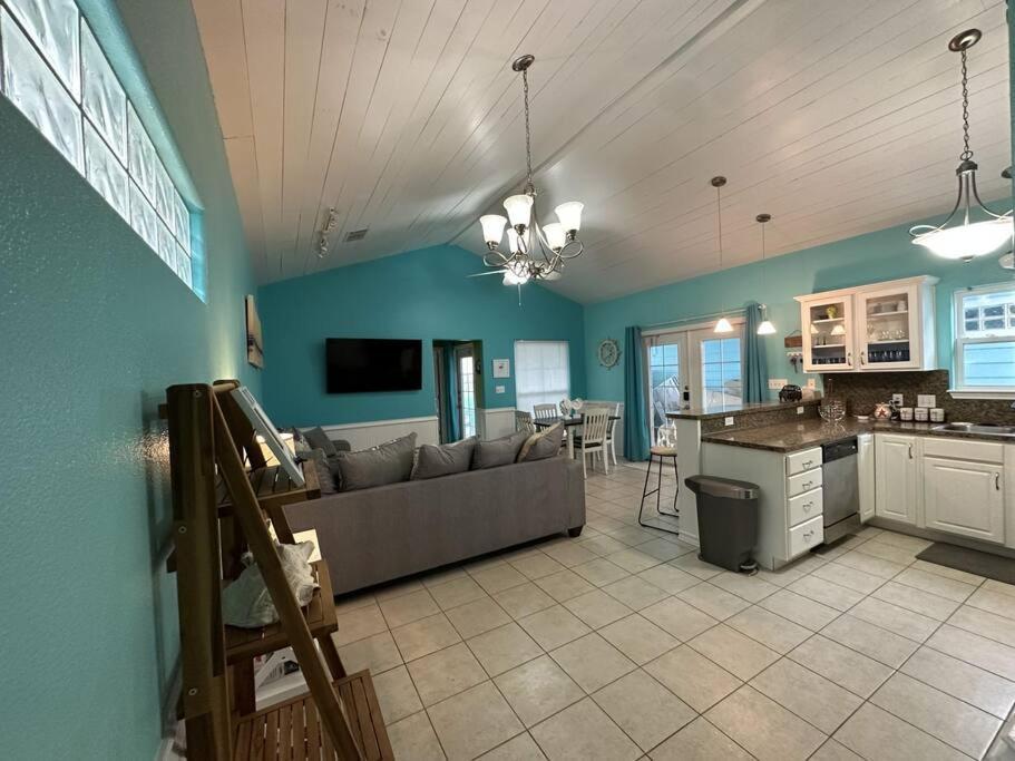 Barefoot Bungalow - Pet Friendly- 2 Bdrm Townhome Corpus Christi Extérieur photo